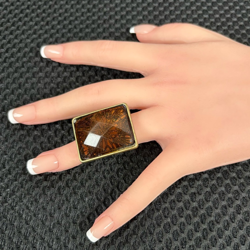 Vintage Bronze-Tone Rectangular
Amber-Hued Scarf Ring / Statement Ring